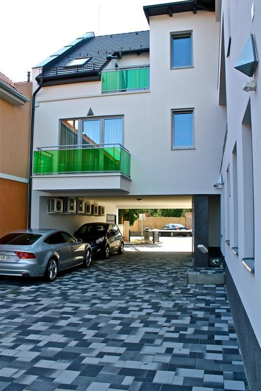 Olive Apartman Sarvar Exterior photo